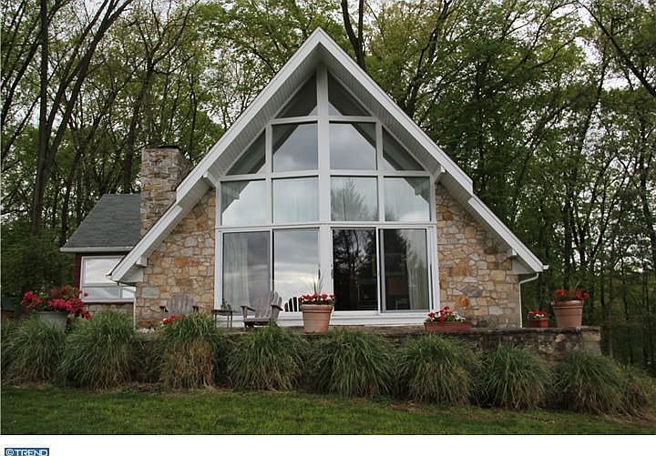 For Sale: 1271 Elbow Ln, Chester Springs, PA 19425