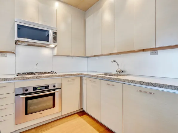 1600 Broadway image 3 of 8