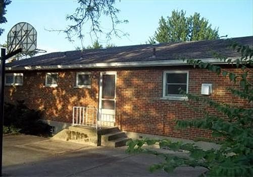2nd image of 6868 Edmar Ct