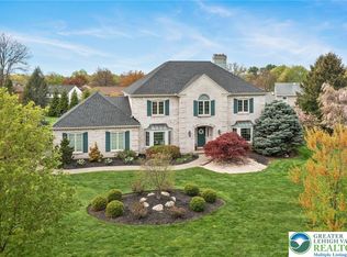 1012 Buckingham Dr, Allentown, PA 18103