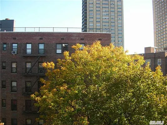 Sold by Benjamin Realty Since 1980 | media 5