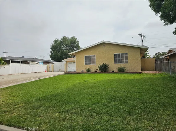 4090 Estrada Dr, Riverside, CA 92509