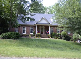 7315 Cobblecreek Dr, Matthews, NC 28104