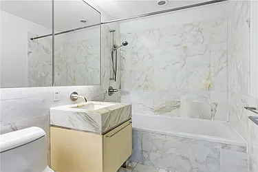 Rented by R New York
