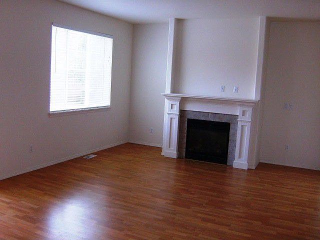 2nd image of 19716 SE 35th Way