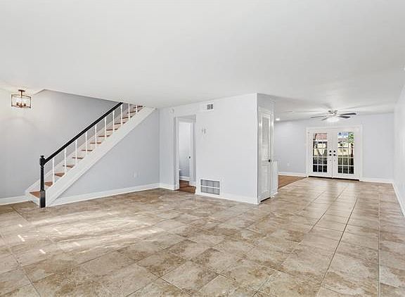 4th image of 300 Terry Pkwy APT C