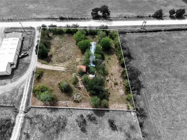 3329 Taylor Ln, Richards, TX 77873