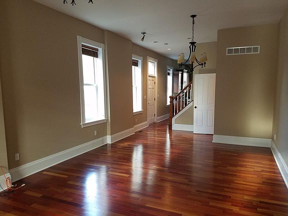 4th image of 2838-2840 McNair Ave