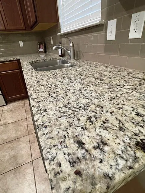 3 bed, 1820 sqft, $1,850 — Photo 3