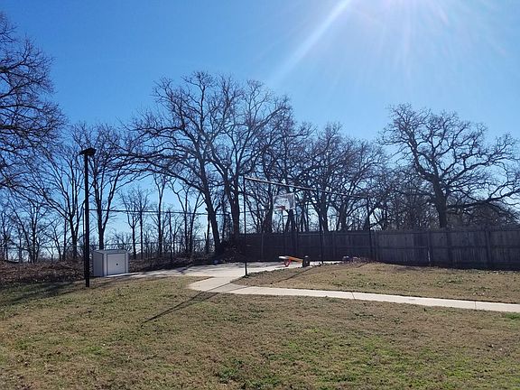 backyard even has lighted basketball court