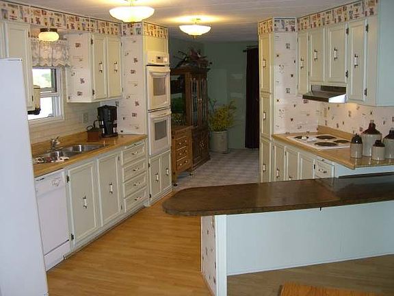 3rd image of 4502 W Chelan Dr
