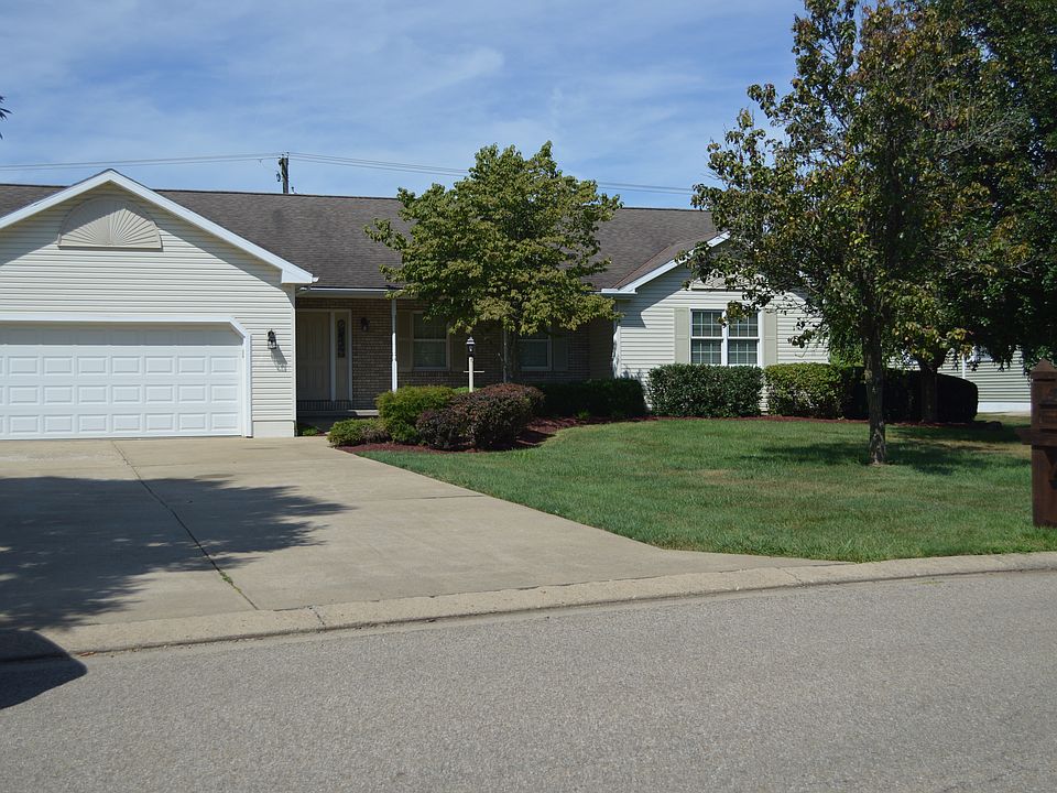 1st image of 385 Spring Valley Dr