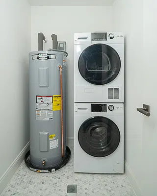 Laundry, photo 1