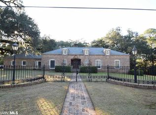 254 Island Ct, Mobile, AL 36606