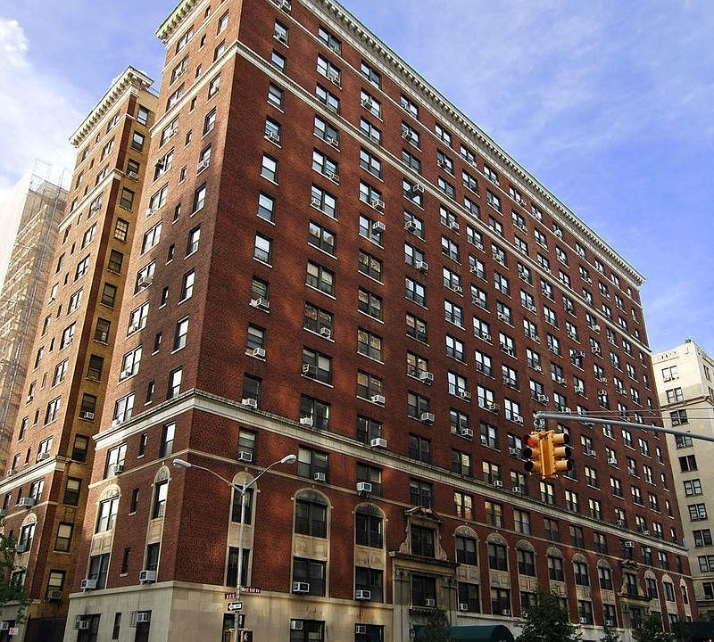 1st image of 441 W End Ave APT 14A