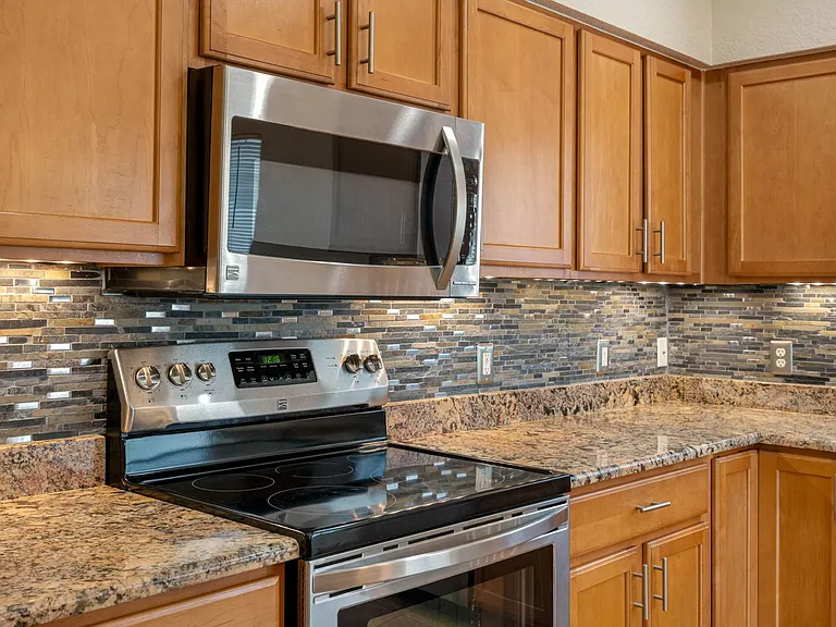 3063 Westmoreland Dr — Photo 17