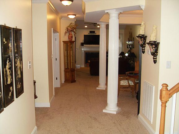 3rd image of 5040 Dovewood Way