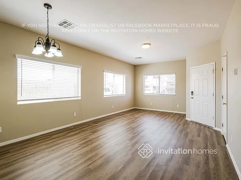 7213 S 8th St — Photo 6