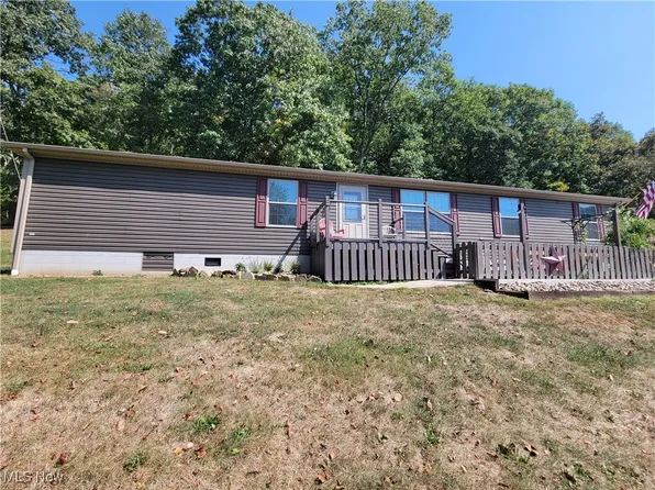 85645 Merryman Rd, Cadiz, OH 43907