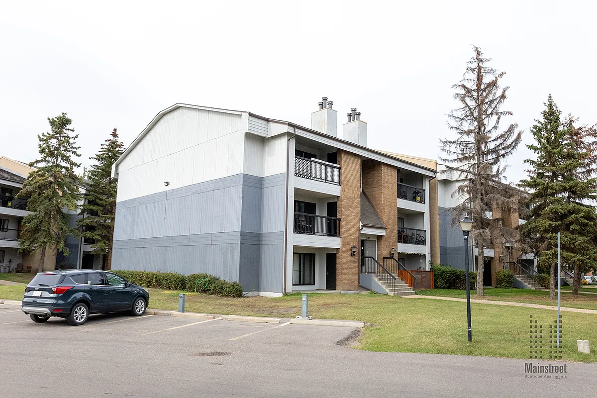 Building Photo - 1174 Hooke Rd NW