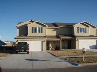 510 Highland Ridge Dr, Manhattan, KS 66503