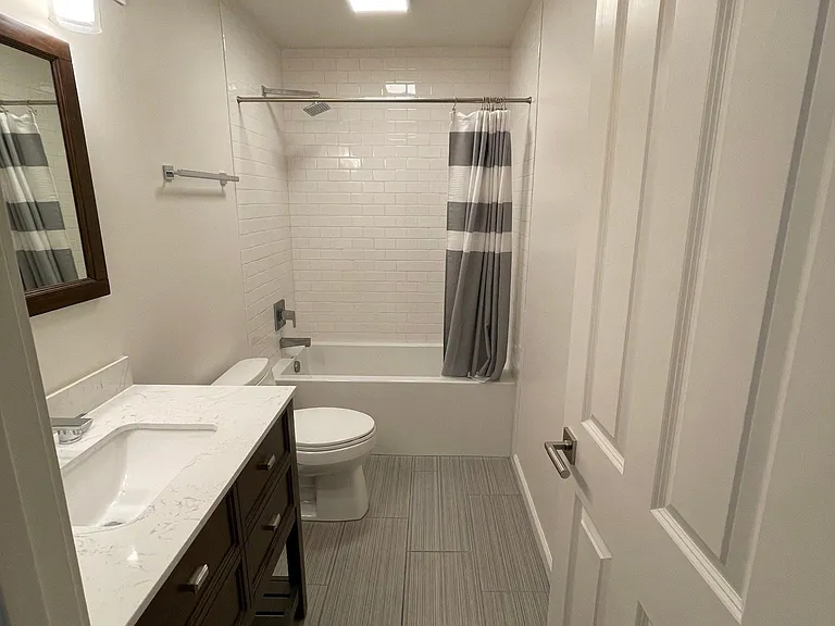 141 N Spruce Ave — Photo 5