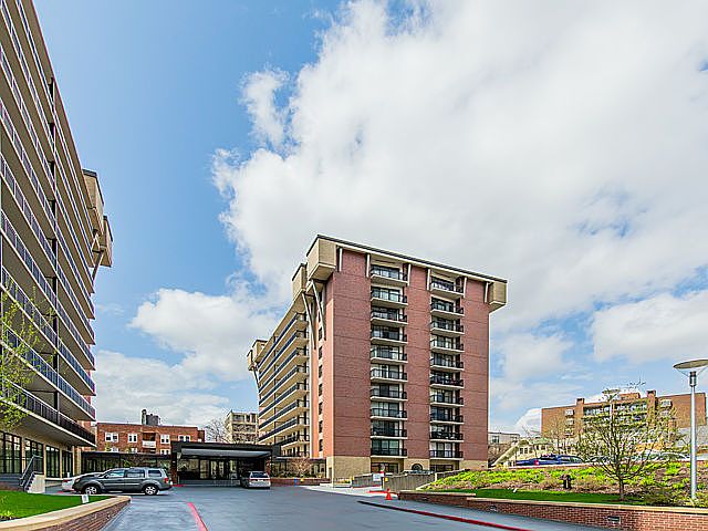 1st image of 50 Longwood Ave APT 614