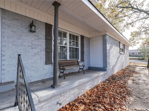 1 Old Greenwood Ln, Fort Smith, AR 72903