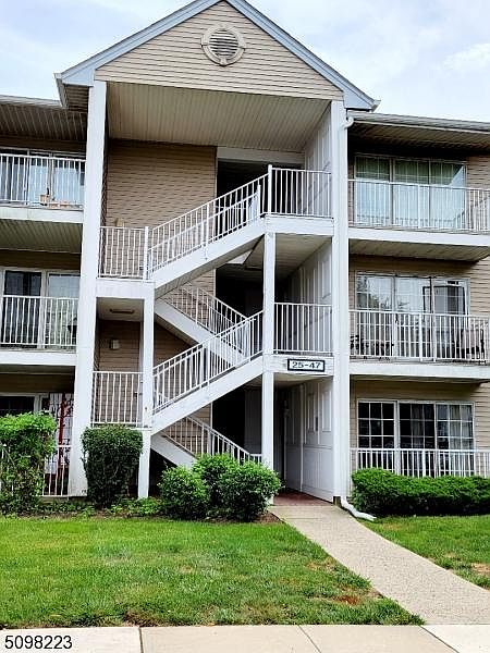 1st image of 35 Lindsey Ct #4111