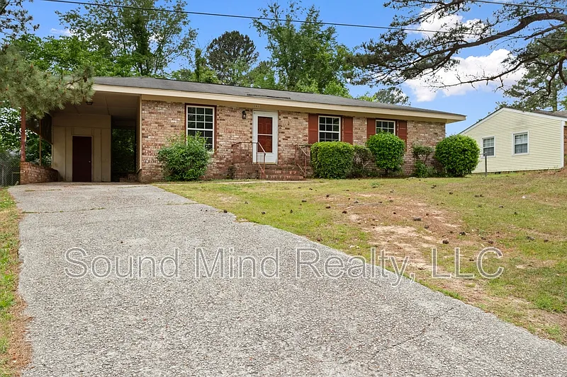 Building Photo - 108 Forestwood Dr