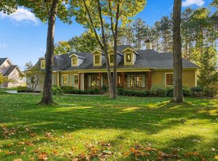5552 S Spyglass Ridge Dr, Suttons Bay, MI 49682