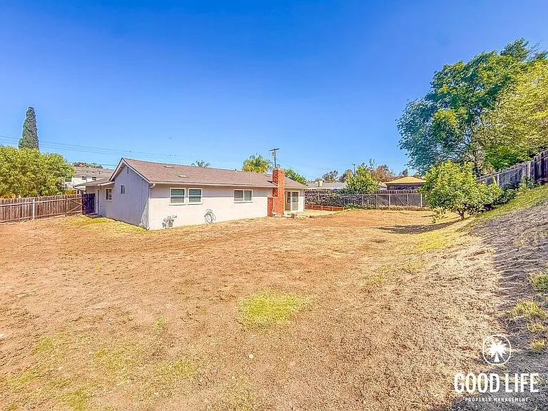14213 Tobiasson Rd — Photo 17