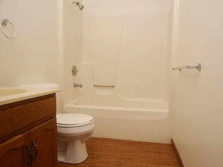 521 S Silverwood Ln #A — Photo 8