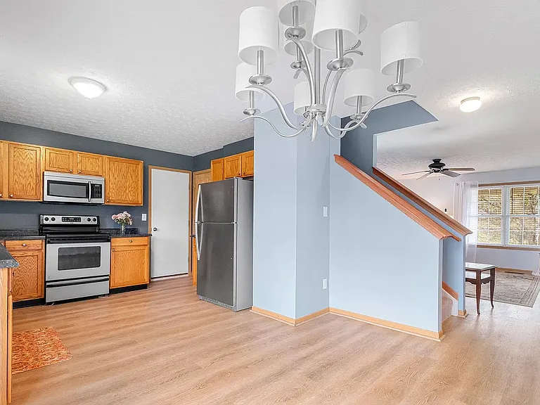 6640 Calm River Way — Photo 7