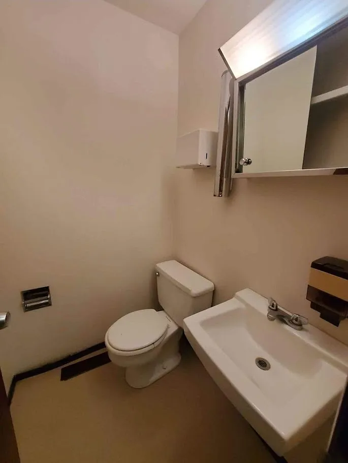 2 bed, 1100 sqft, $1,300 — Photo 1