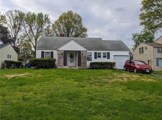 1930 W Riverview Ave, Decatur, IL 62522