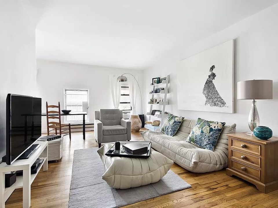 1st image of 301 E Houston St #2F