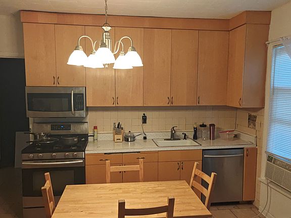 5th image of 5484 W Gettysburg St