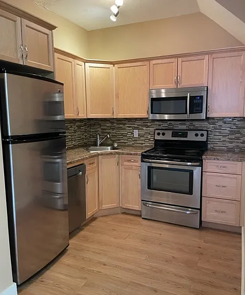 2725 15th Ave #1 — Photo 3