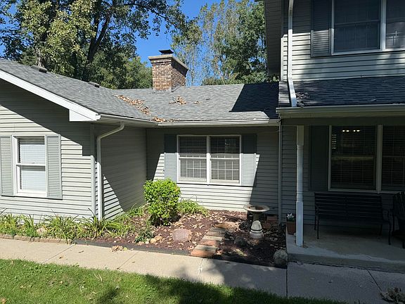 3rd image of 4700 Napier Rd