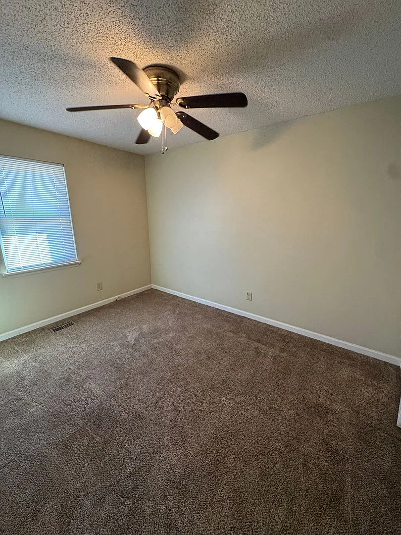 37 Ty Drive — Photo 2