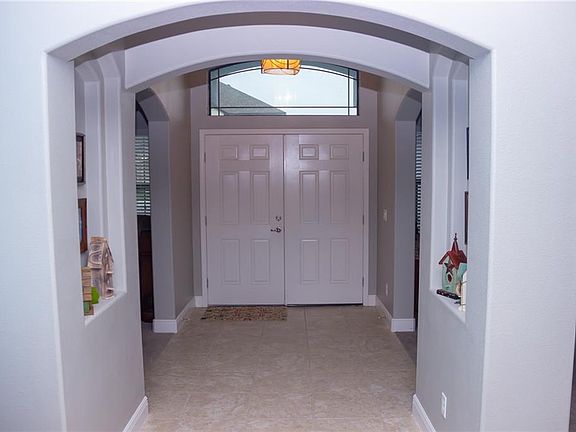 4th image of 1366 Heritage Landings Dr