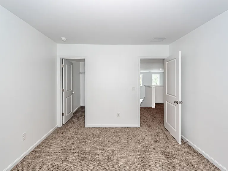 715 Hilchot Dr — Photo 39