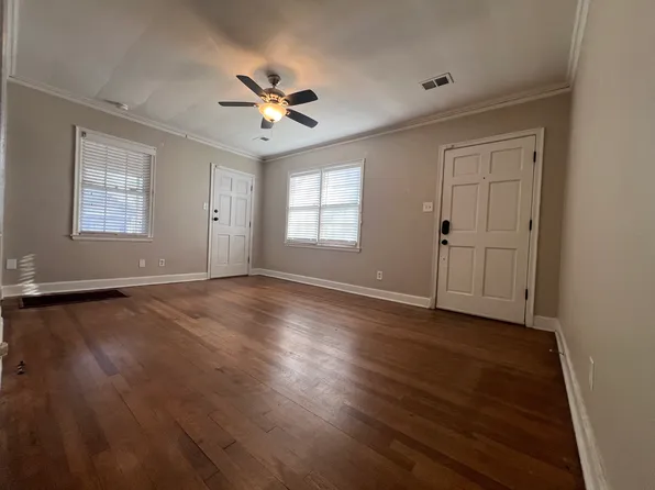 271 Aurora Cir, Memphis, TN 38111