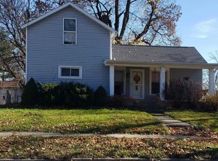 921 S Cochran Ave, Charlotte, MI 48813