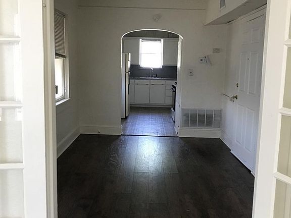 3rd image of 2944 Hemphill St W #2-702