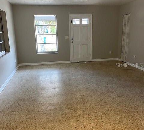 4th image of 6442 Treehaven Dr