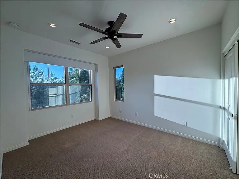 117 Thornhurst — Photo 17