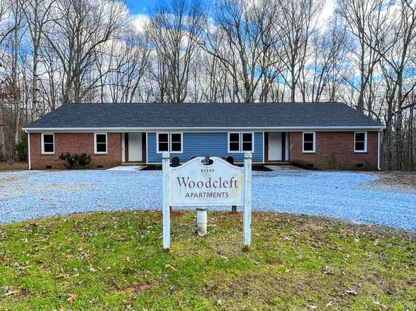 2 Bedroom Apartment in Bedford County, 100 Woodcleft Cir APT 2, Evington, VA 24550