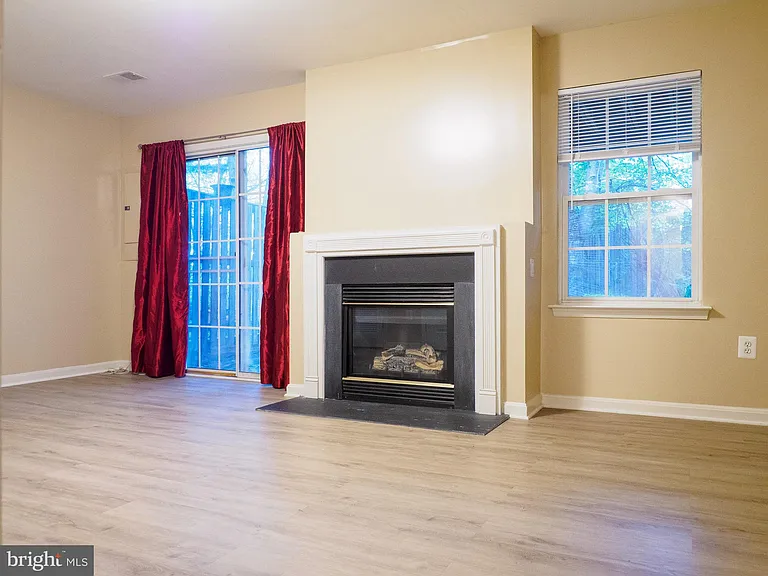 18017 Calabar Dr — Photo 21